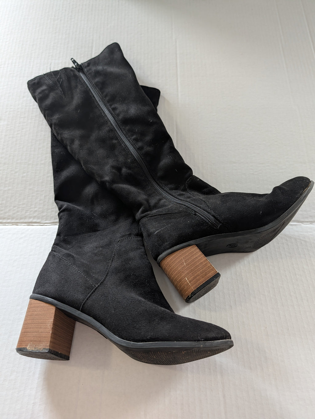 Target Women's Black Knee-High Block Heel Boots - Size 5 - Good